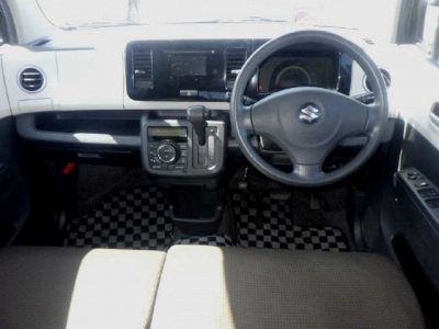 SUZUKI MRWAGON