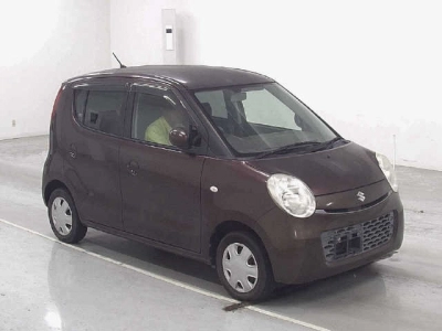 SUZUKI MRWAGON