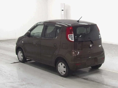 SUZUKI MRWAGON