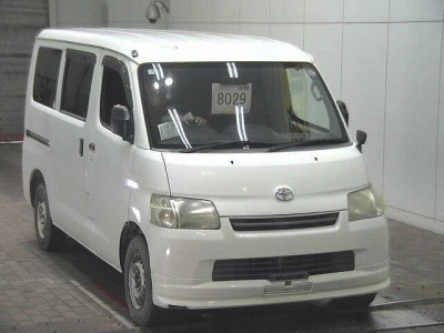 TOYOTA TOWN ACE VAN