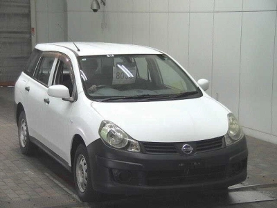 NISSAN AD VAN