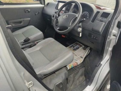 TOYOTA LITE ACE VAN