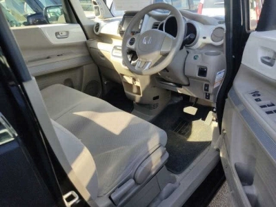 HONDA N-BOX SLASH