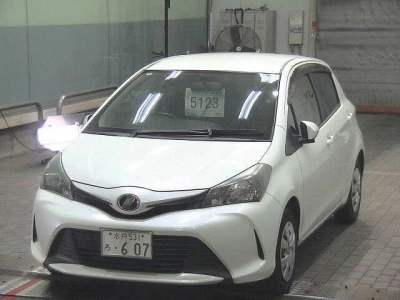 TOYOTA VITZ