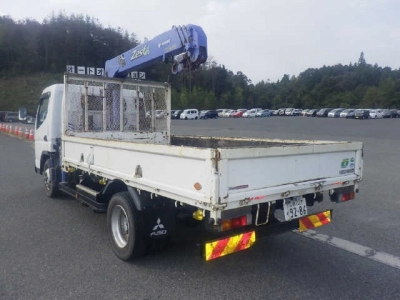 MITSUBISHI CANTER