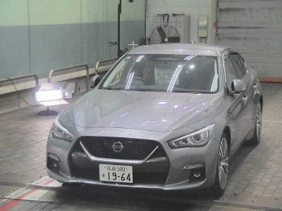 NISSAN SKYLINE
