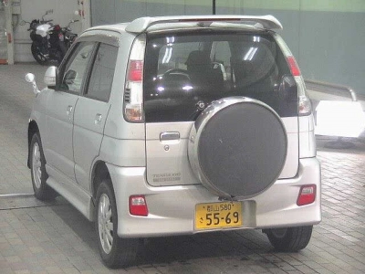 DAIHATSU TERIOS KID