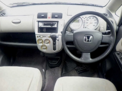 HONDA LIFE