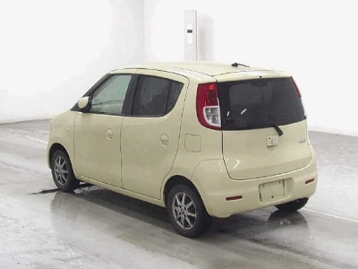 SUZUKI MRWAGON