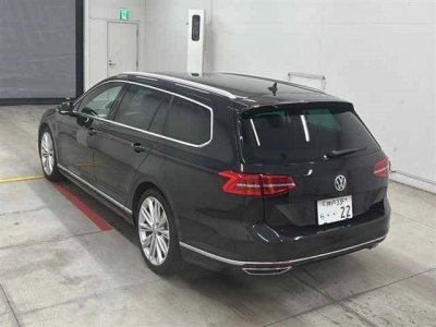 VOLKSWAGEN PASSAT VARIANT