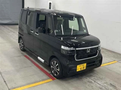 HONDA N BOX CUSTOM