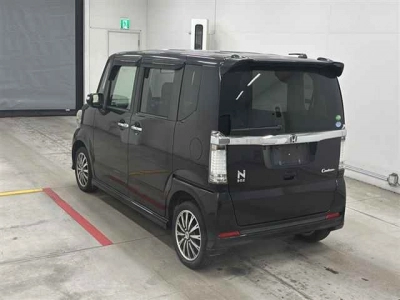 HONDA N BOX CUSTOM