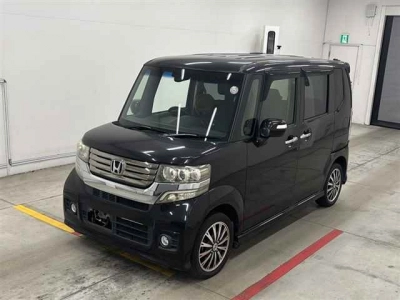 HONDA N BOX CUSTOM