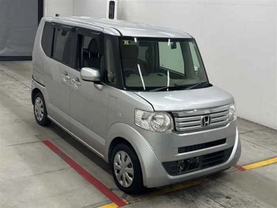 HONDA N BOX +