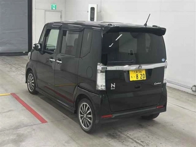 HONDA N BOX CUSTOM