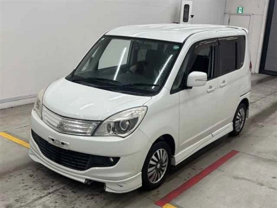 MITSUBISHI DELICA D:2