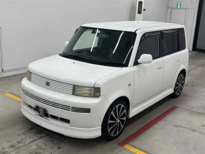 TOYOTA BB