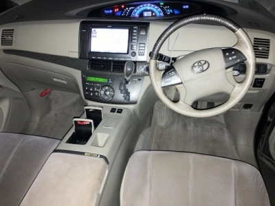 TOYOTA ESTIMA HYBRID