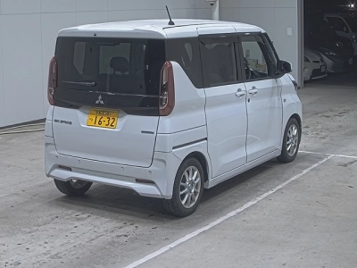 MITSUBISHI EK SPACE