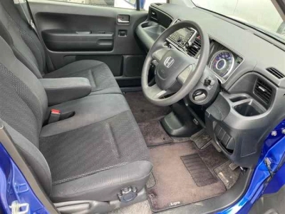 HONDA LIVE DIVA
