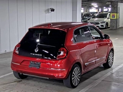 RENAULT TWINGO