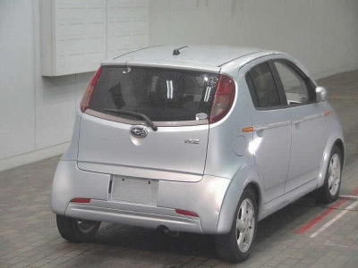 SUBARU R2