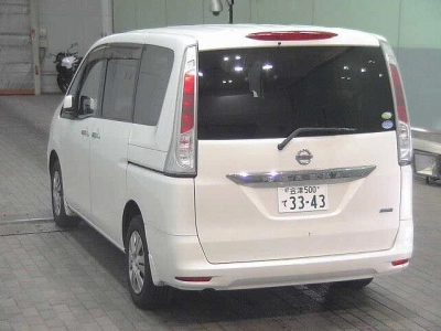 NISSAN SERENA