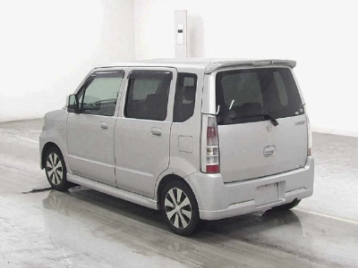 SUZUKI WAGON R STINGRAY
