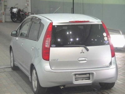 MITSUBISHI COLT
