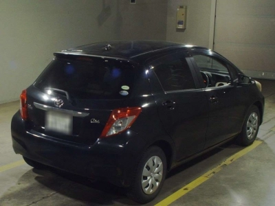 TOYOTA VITZ
