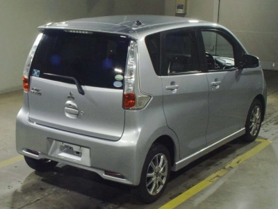 MITSUBISHI EK CUSTOM