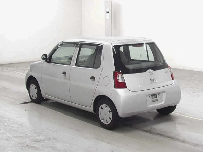 DAIHATSU ESSE