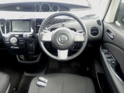 MAZDA BIANTE