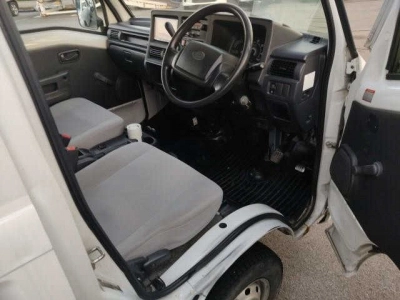 SUBARU SAMBAR VAN