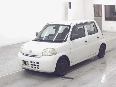 DAIHATSU ESSE