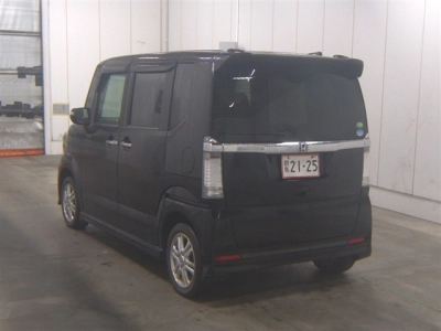 HONDA N BOX CUSTOM