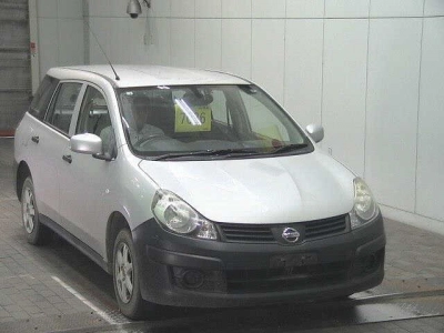 NISSAN AD VAN