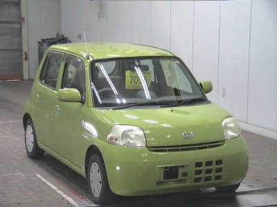 DAIHATSU ESSE