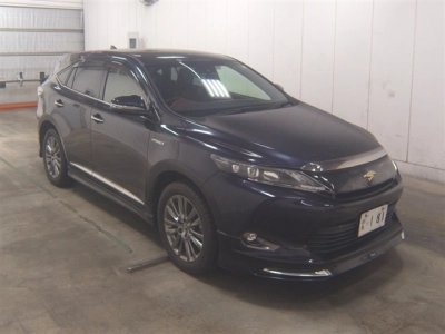 TOYOTA HARRIER