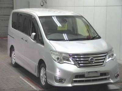 NISSAN SERENA