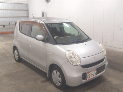 SUZUKI MRWAGON