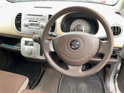 SUZUKI MRWAGON