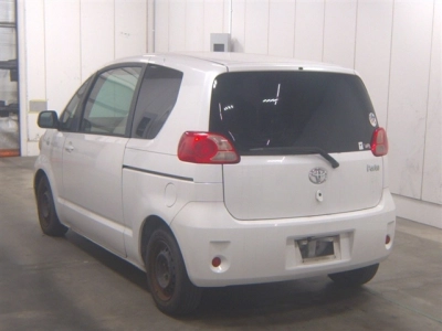 TOYOTA PORTE
