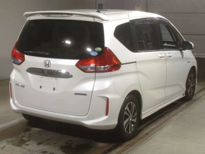 HONDA FREED HYBRID
