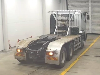 MITSUBISHI FUSO