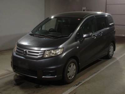 HONDA FREED SPIKE