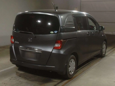 HONDA FREED SPIKE