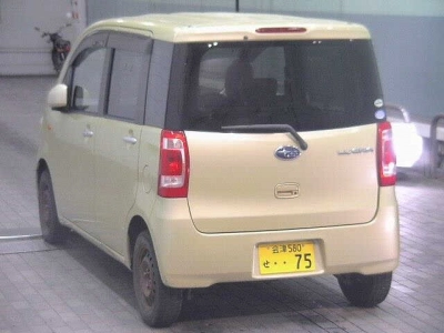 SUBARU LUCRA