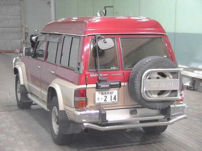 NISSAN SAFARI