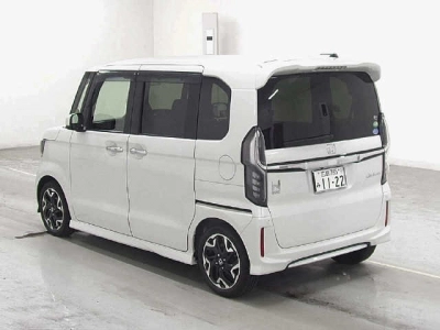 HONDA N BOX CUSTOM